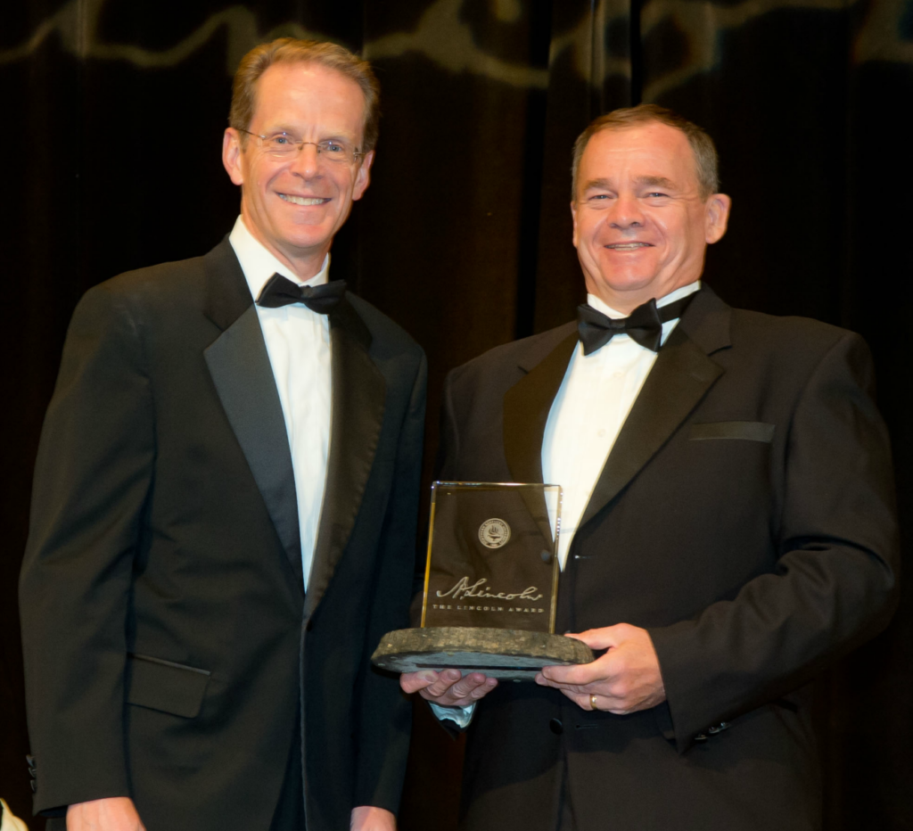 Strauss Troy Attorney Marty Butler (r) Receives Lincoln Award From NKU President Geoffrey Mearns